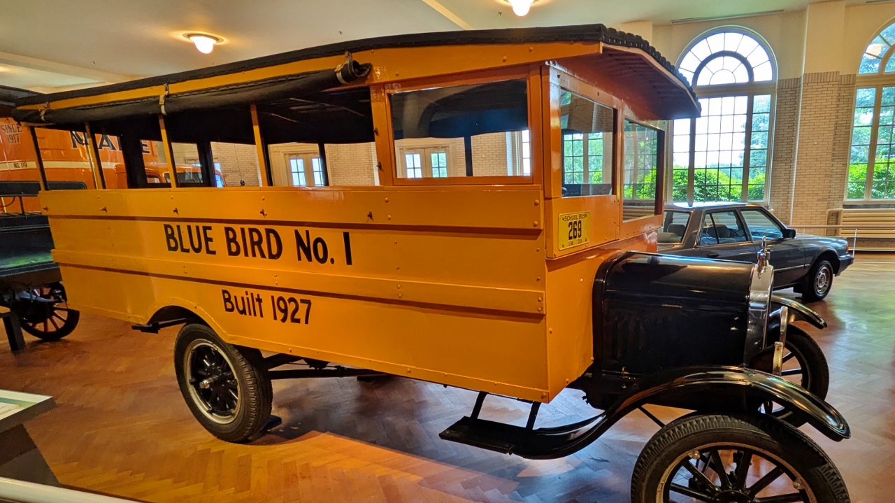 Looks Like School Busses were Always Yellow