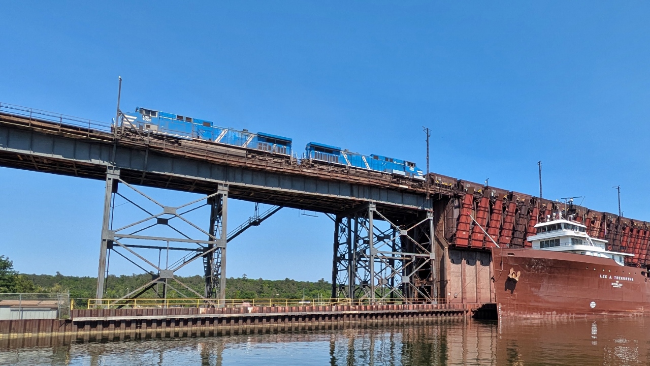 Train Delivers Iron Ore Pellets to be Loaded into Ship