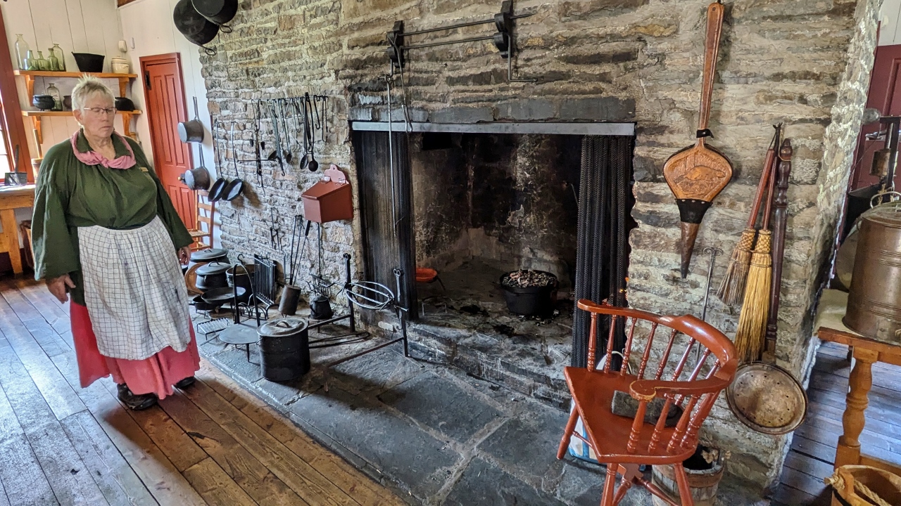 Kitchen Busy Feeding Large Crowd During Trading Season