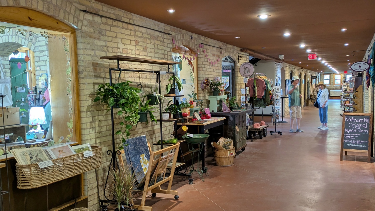 Most Retailers Were Small But Pricey