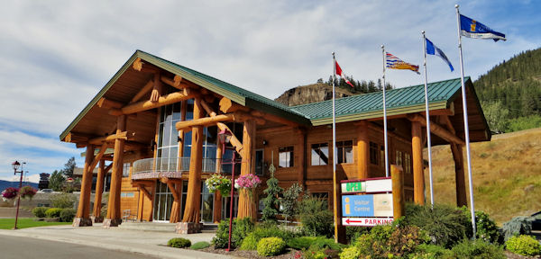 Quesnel Visitor Center is Log Home Showpiece