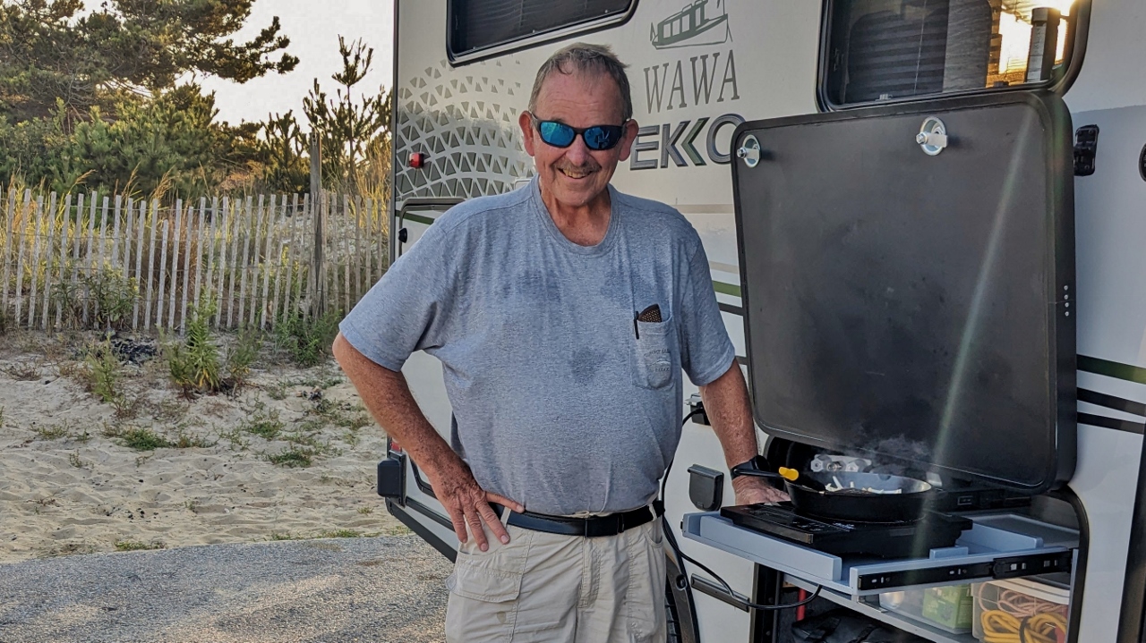 Bill Cooks on his Built-In Outdoor Induction Plate