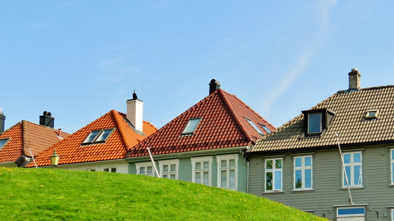 Multiple Colors of Tile Roofs